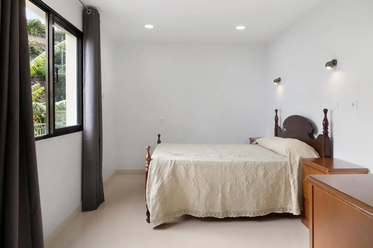 Holiday home Casa T2 Com Carro Gratis Villa Gaula Portugal